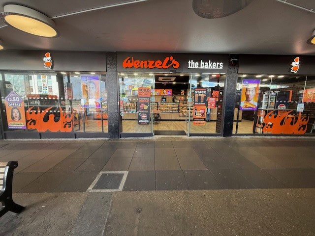 Poole Bakery storefront